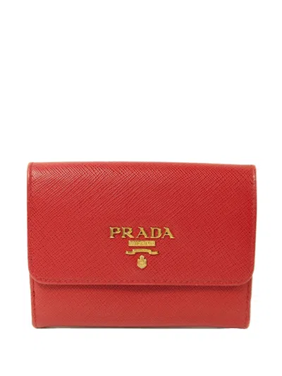 Pre-owned Prada Logo-plaque Leather Wallet In Red