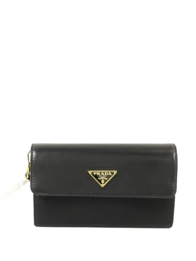 Pre-owned Prada Logo-plaque Leather-trim Clutch Bag In Black