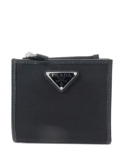Pre-owned Prada Logo-plaque Wallet In Black
