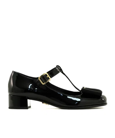 Prada Mary Jane High Heels In Black