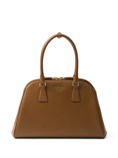 Prada Medium Tasche Aus Saffiano-leder In Caramel
