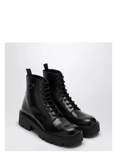 PRADA MEN'S BRUSHED LEATHER ANKLE BOOT