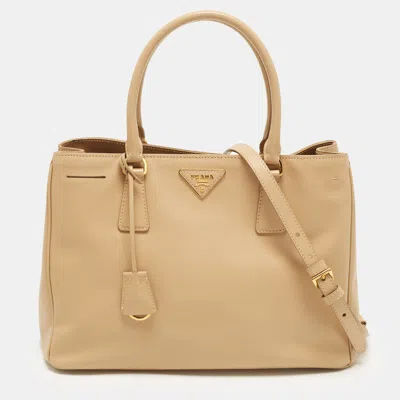 Pre-owned Prada Middle Zip Small Beige Saffiano Lux Leather Tote In Sand