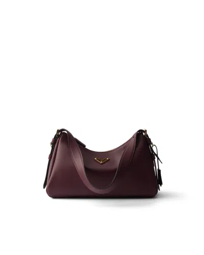 Prada Mittelgrosse  Aimée Schultertasche Aus Leder In Burgundy