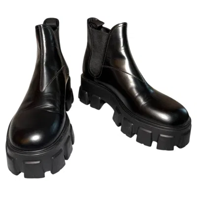 Pre-owned Prada Monolith Lug-sole Polished Leather Chelsea Boots – Fw21 – Size 38 In Black