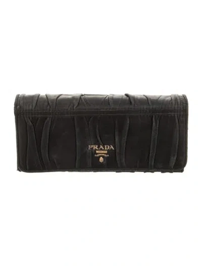 Pre-owned Prada Nappa Gaufre Leather Continental Wallet In Black