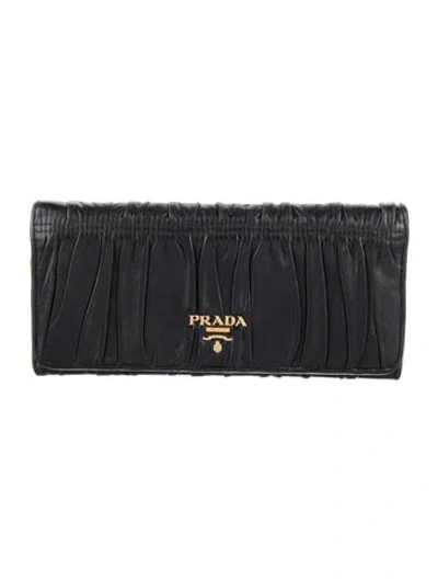 Pre-owned Prada Nappa Gaufre Leather Continental Wallet In Black