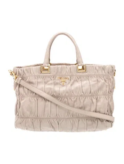 Pre-owned Prada Nappa Gaufre Leather Gaufre In Gold
