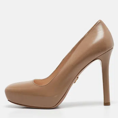 Pre-owned Prada Olive Green Leather Platform Pumps Size 39