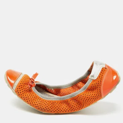 Pre-owned Prada Orange Perforated Suede And Patent Bow Scrunch Ballet Flats Size 37