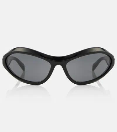 Prada Ovale Sonnenbrille In Black