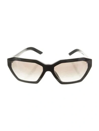 Pre-owned Prada Oversize Gradient Sunglasses In Black