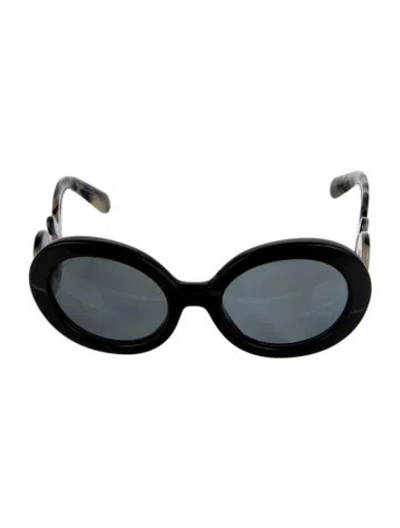 Pre-owned Prada Oversize Tinted Sunglasses In Black