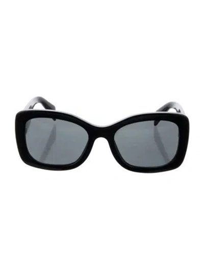 Pre-owned Prada Oversize Tinted Sunglasses In Black