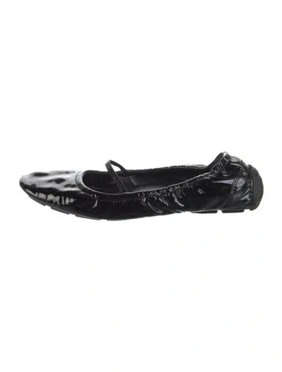 Pre-owned Prada Patent Leather Ballet Flats In Black