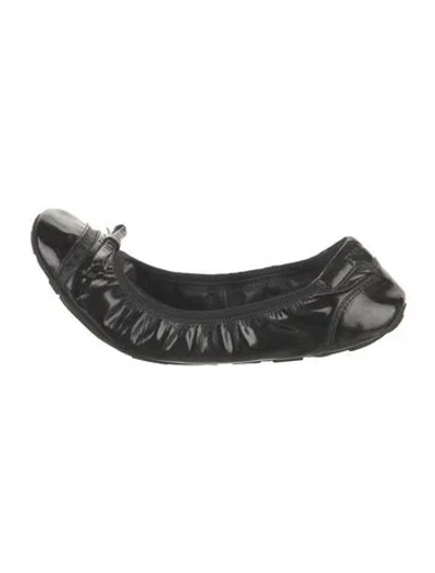 Pre-owned Prada Patent Leather Ballet Flats In Black