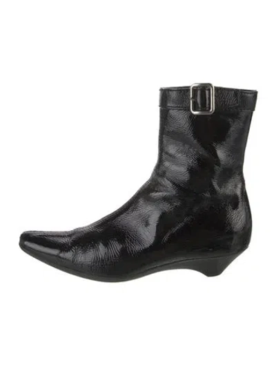 Pre-owned Prada Patent Leather Boots In Black