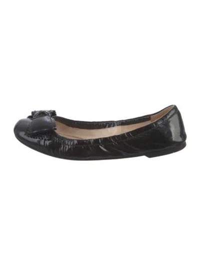 Pre-owned Prada Patent Leather Bow Accents Ballet Flats In Black