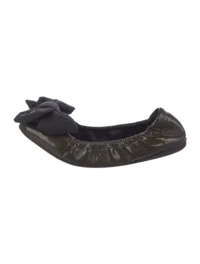 Pre-owned Prada Patent Leather Bow Accents Ballet Flats In Green