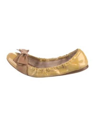 Pre-owned Prada Patent Leather Bow Accents Ballet Flats In Neutral