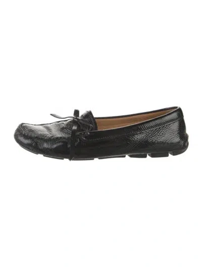 Pre-owned Prada Patent Leather Bow Accents Loafers In Black