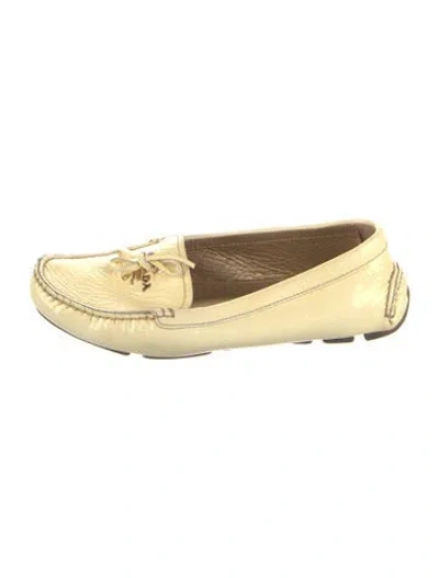 Pre-owned Prada Patent Leather Bow Accents Loafers In Neutral