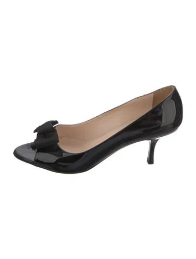 Pre-owned Prada Patent Leather Bow Accents Pumps In Black