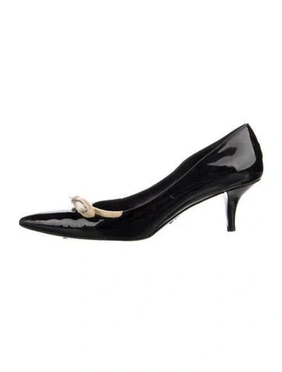 Pre-owned Prada Patent Leather Bow Accents Pumps In Black