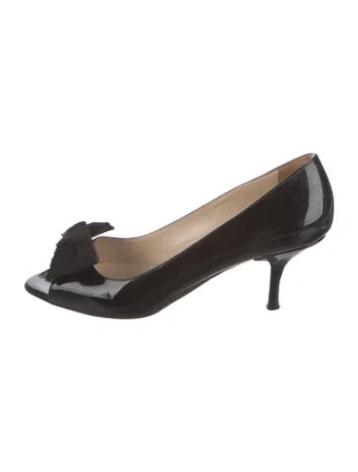 Pre-owned Prada Patent Leather Bow Accents Pumps In Black