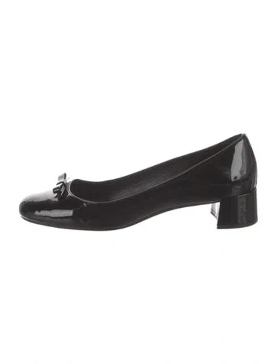 Pre-owned Prada Patent Leather Bow Accents Pumps In Black