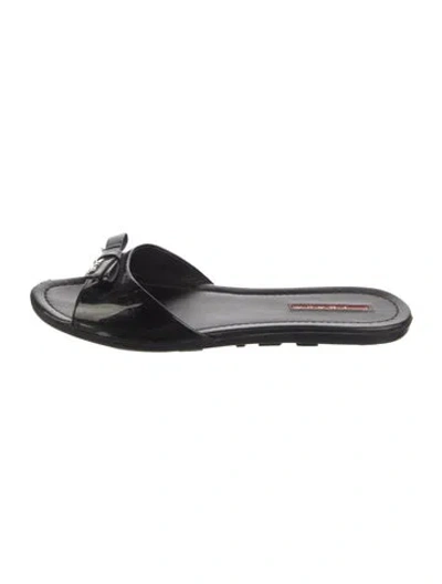 Pre-owned Prada Patent Leather Bow Accents Slides In Black