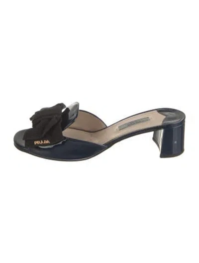 Pre-owned Prada Patent Leather Bow Accents Slides In Blue