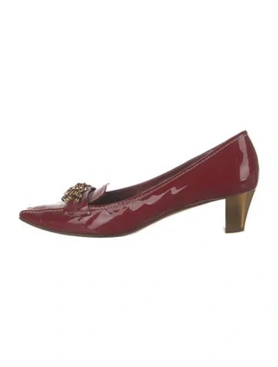 Pre-owned Prada Patent Leather Chain-link Accents Pumps In Gold/red