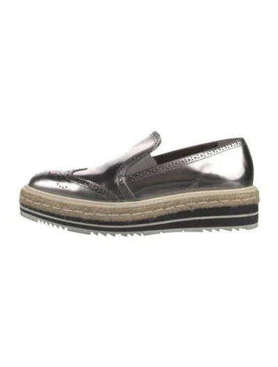 Pre-owned Prada Patent Leather Espadrilles In Silver
