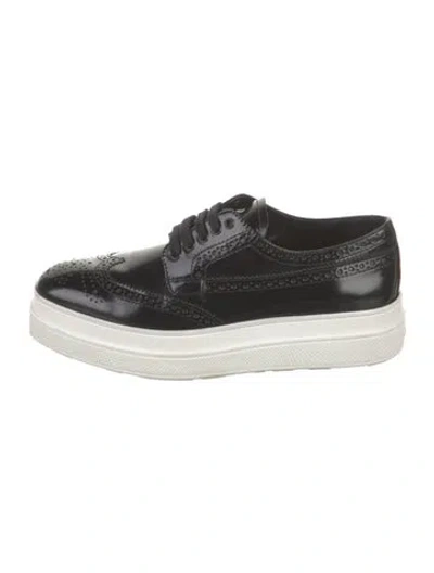 Pre-owned Prada Patent Leather Eyelet Trim Oxfords In Black