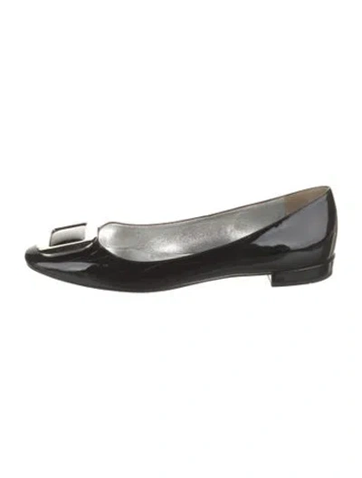 Pre-owned Prada Patent Leather Flats In Black