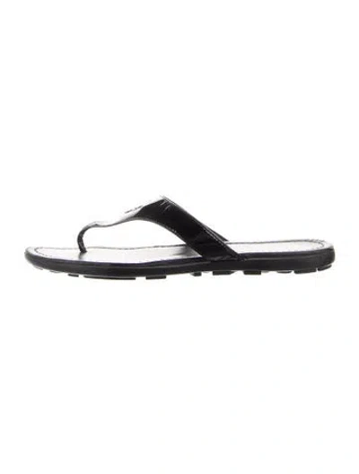Pre-owned Prada Patent Leather Flip Flops In Black