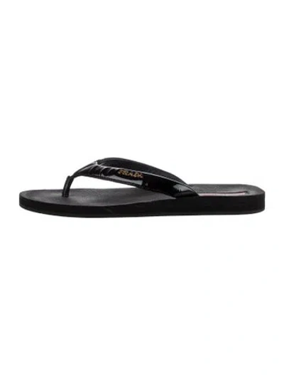Pre-owned Prada Patent Leather Flip Flops In Black