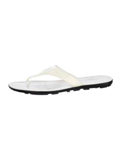 Pre-owned Prada Patent Leather Flip Flops In White
