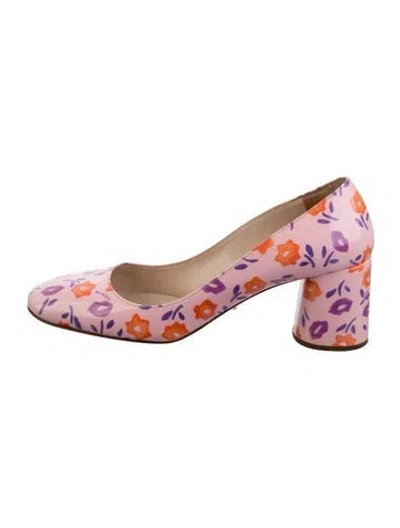Pre-owned Prada Patent Leather Floral Print Pumps In Pink