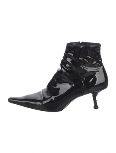 Pre-owned Prada Patent Leather Lace-up Boots In Black