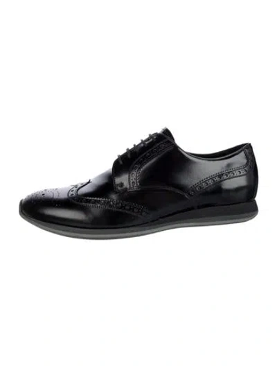 Pre-owned Prada Patent Leather Lasercut Accents Brogues In Black