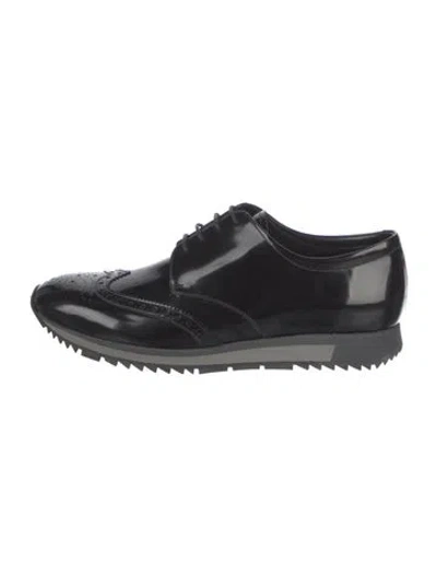Pre-owned Prada Patent Leather Lasercut Accents Brogues In Black