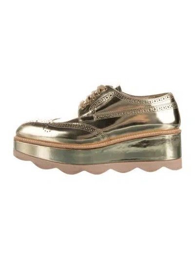 Pre-owned Prada Patent Leather Lasercut Accents Oxfords