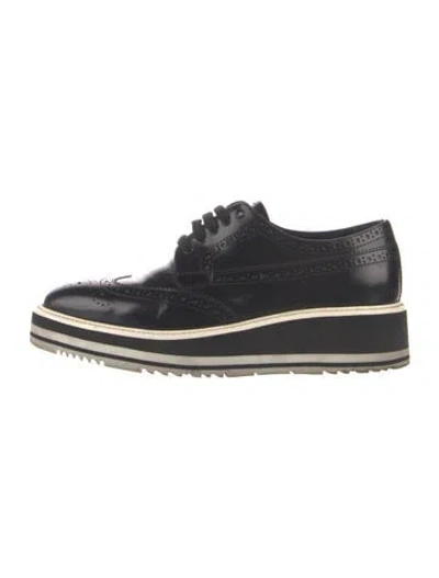 Pre-owned Prada Patent Leather Lasercut Accents Oxfords In Black