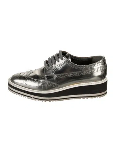 Pre-owned Prada Patent Leather Lasercut Accents Sneakers In Silver