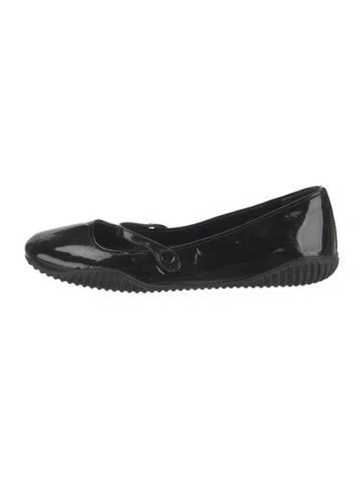 Pre-owned Prada Patent Leather Mary Jane Flats In Black
