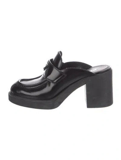 Pre-owned Prada Patent Leather Mules In Black