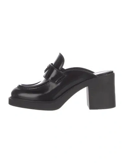 Pre-owned Prada Patent Leather Mules In Black