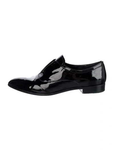 Pre-owned Prada Patent Leather Oxfords In Black